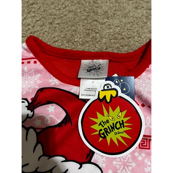 Dr. Seuss’ The Grinch Christmas holidays Toddler 3 Pc Pajama Set Socks Sz 4 Red - Picture 7 of 10